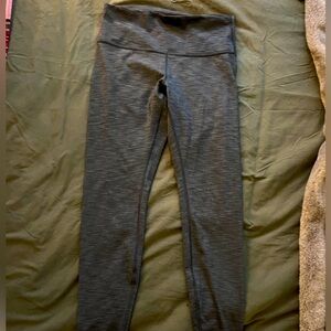 EUC Full length Lululemon leggings, size 10, heatherer gray